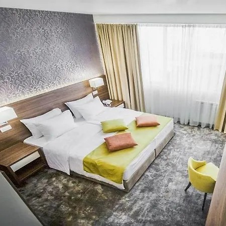 Hotel Marshal Garni 4*