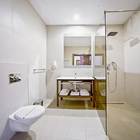 Hotel Marshal Garni 4*